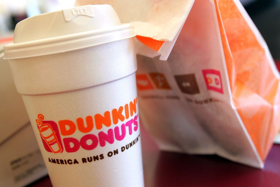 dunkin' donuts to challenge starbucks for coffee supremacy