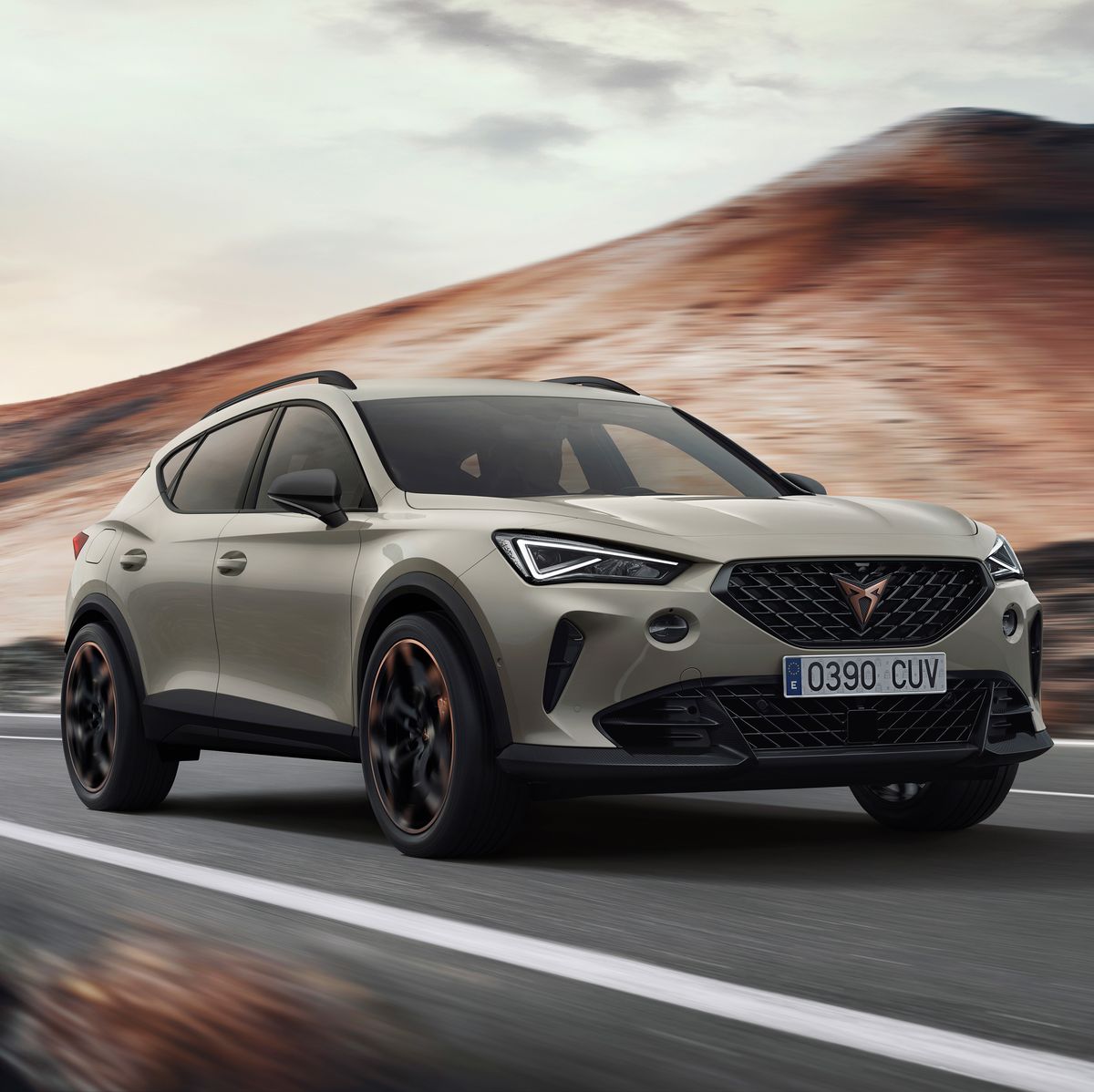 Cupra Formentor VZ5 Is the Audi RS3's Spanish Crossover Cousin