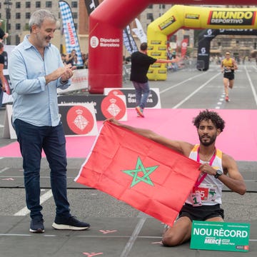Mohamed El Ghazouany dedica su victoria en la Cursa de la Mercé a las víctimas del terremoto de Marruecos mohamed el ghazouany dedica su victoria en la cursa de la mercé a las víctimas del terremoto de marruecos