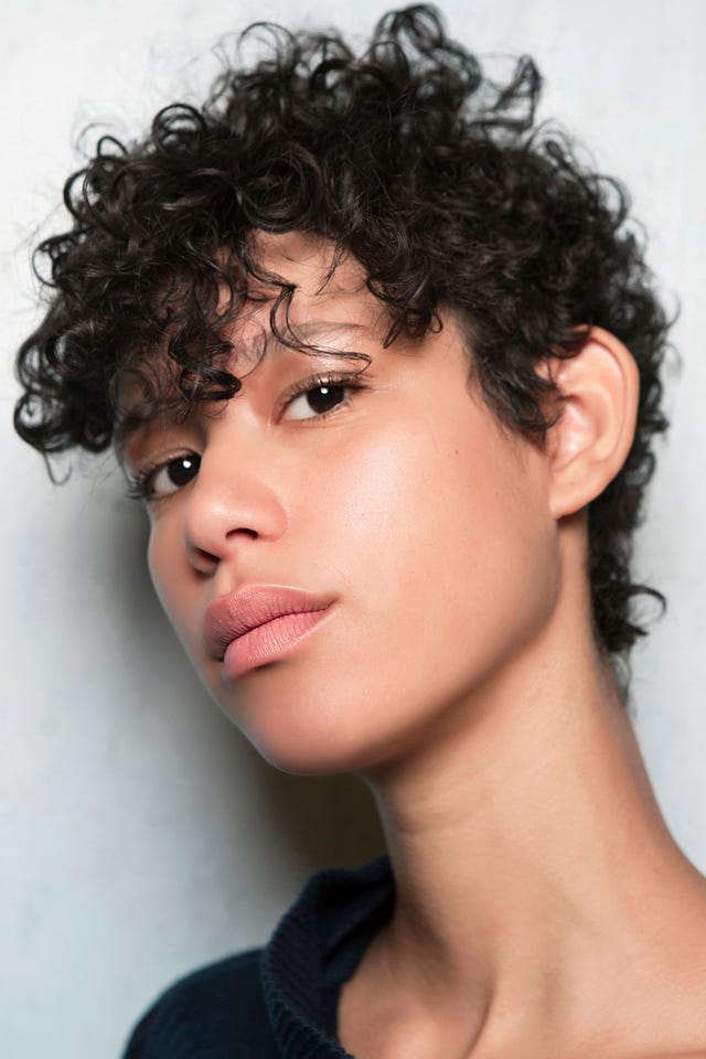 What Is Hair Porosity 2021: 12 Best Curl Products for Your Type