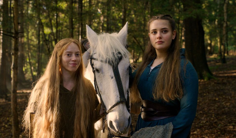 cursed l to r lily newmark as pym and katherine langford as nimue in episode 101 of cursed cr courtesy of netflix © 2020
