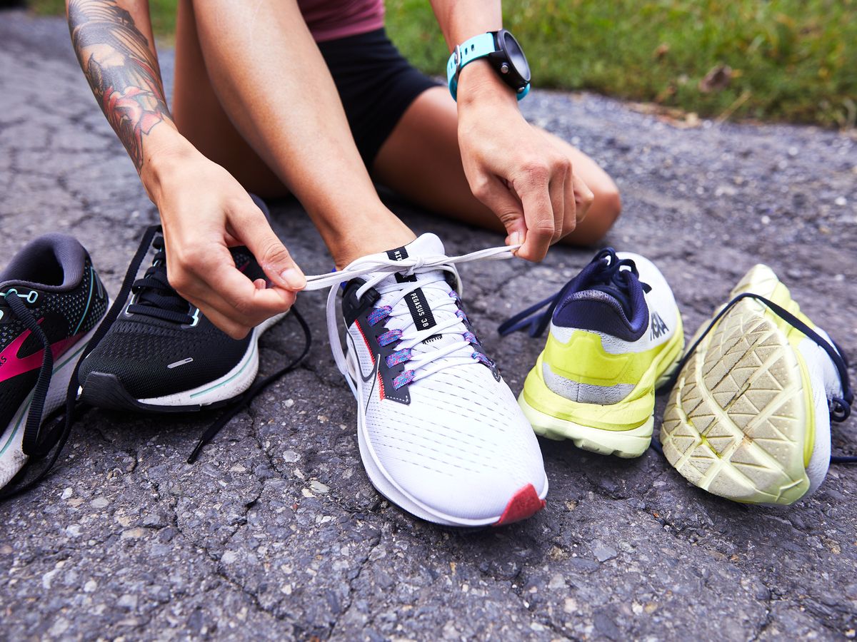 How to Pick the Right Running Shoes | Running Shoe Fit Guide 2022