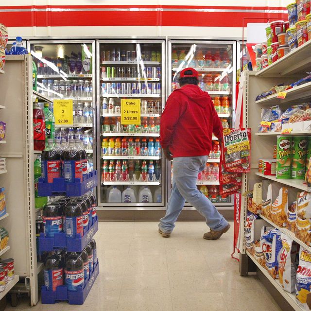 7 eleven reports sales increase