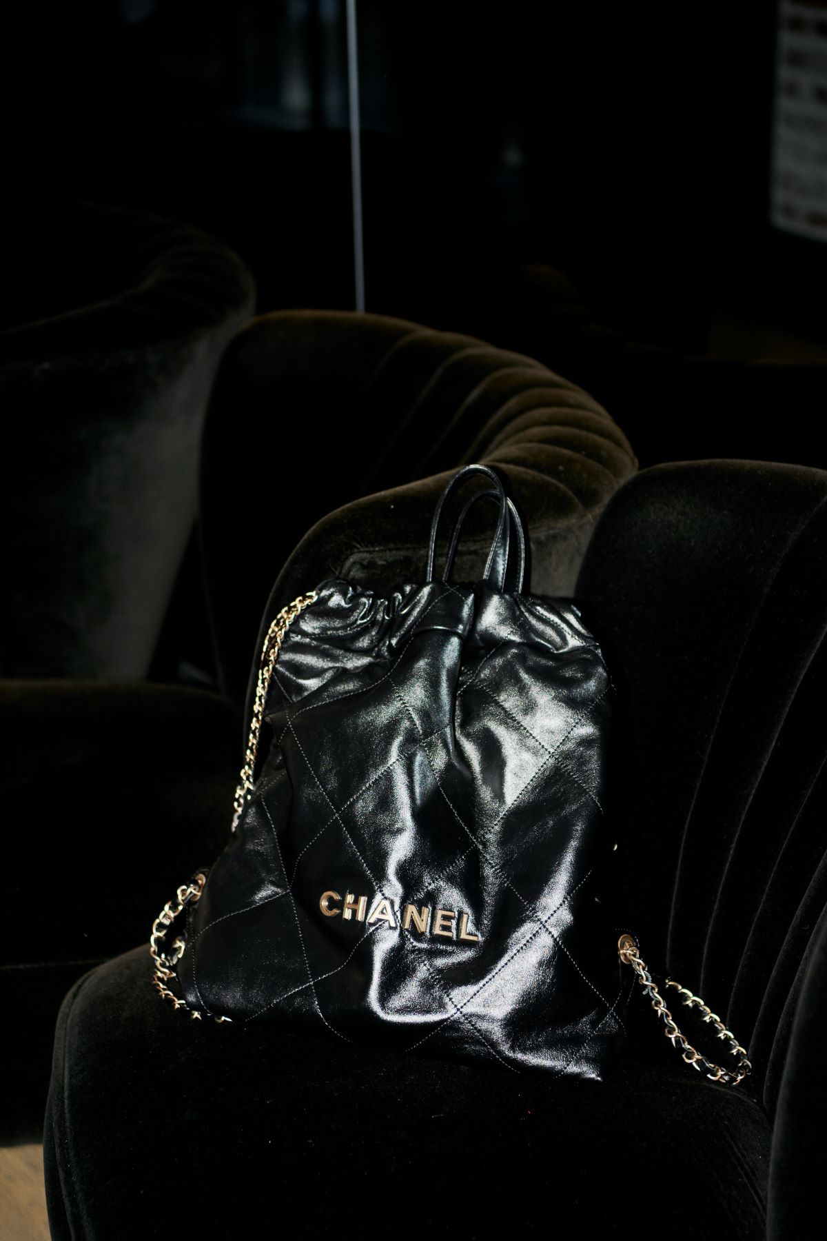 **永遠の憧れ**【CHANEL】 ハンドバッグ 24-25AW Cruise最新作♪】CHANEL トップハンドル ハンドバッグ