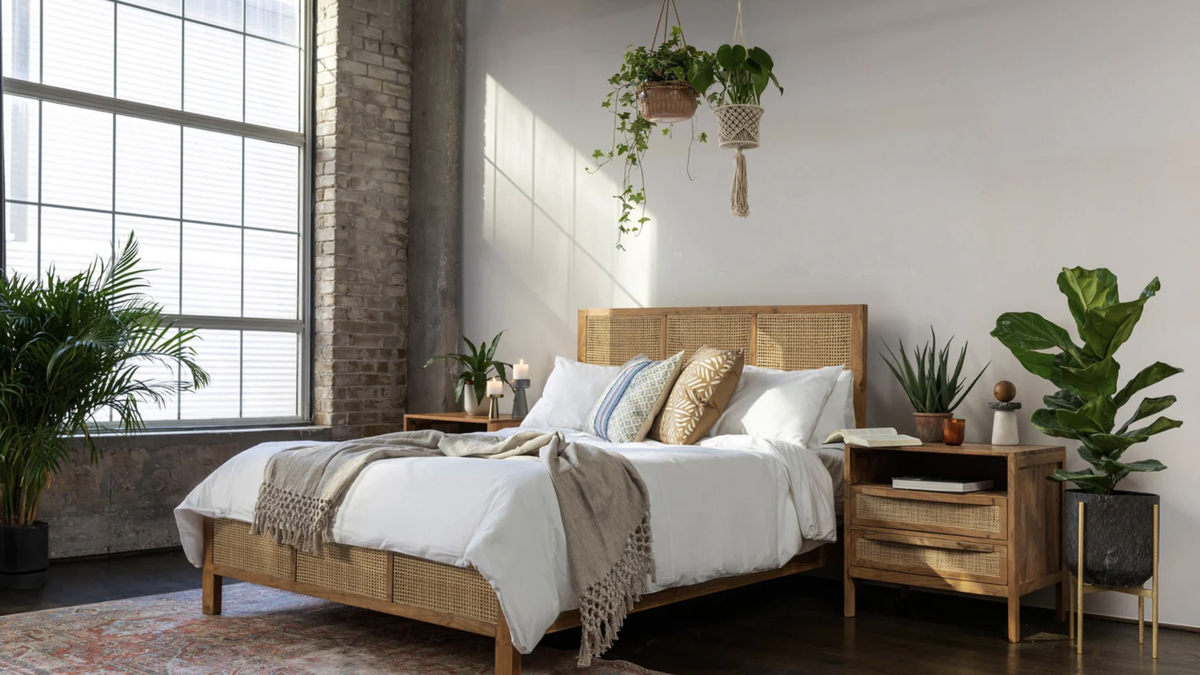 30 Easy Ways to Freshen Room 2024 — Pretty, Aesthetic Decor Ideas
