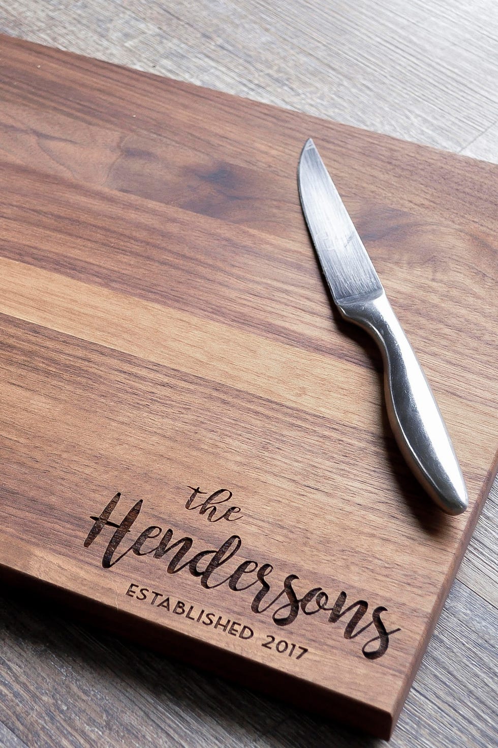 Personalized cutting board - bridal shower gift – TheHrdwood