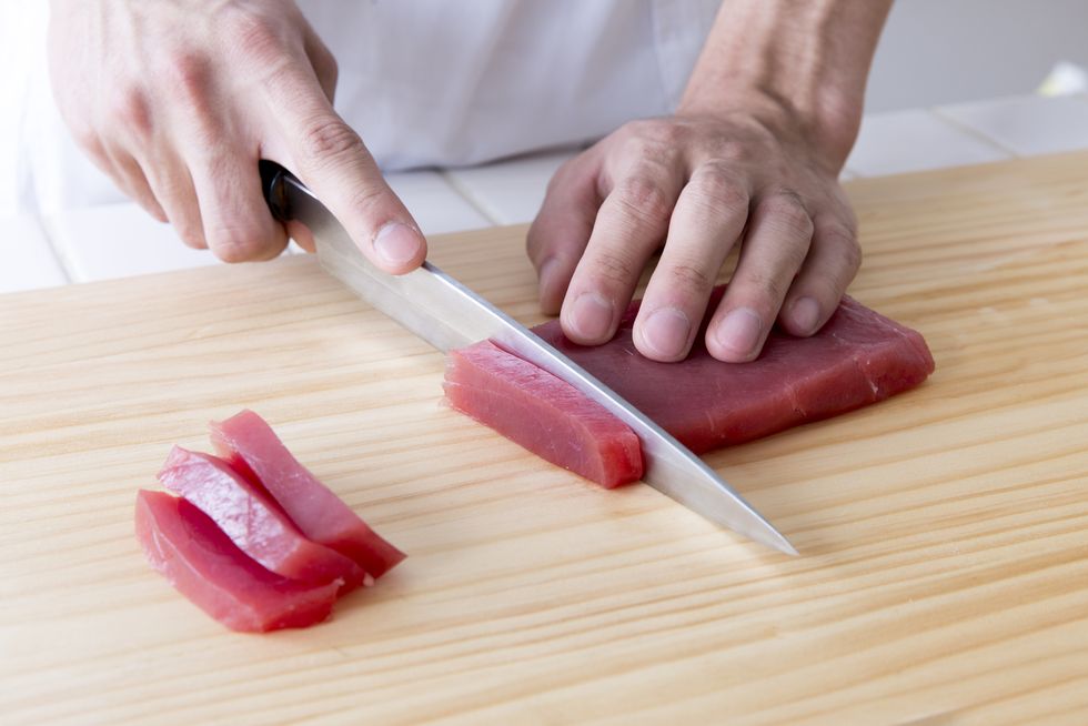 cutting sashimi