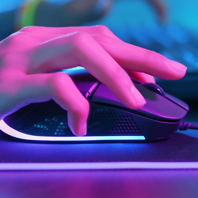 cyber sport gamer click mouse