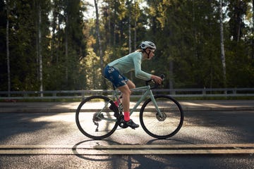 The UPF Clothing You Need to Avoid Sunburns While Riding