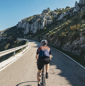 cyclist on the coll de rates, everest