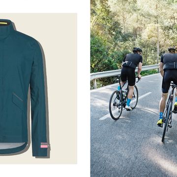 Sportswear, Cycling, Clothing, Jersey, Bicycle, Cycling shorts, Sleeve, Vehicle, Recreation, Outerwear, 