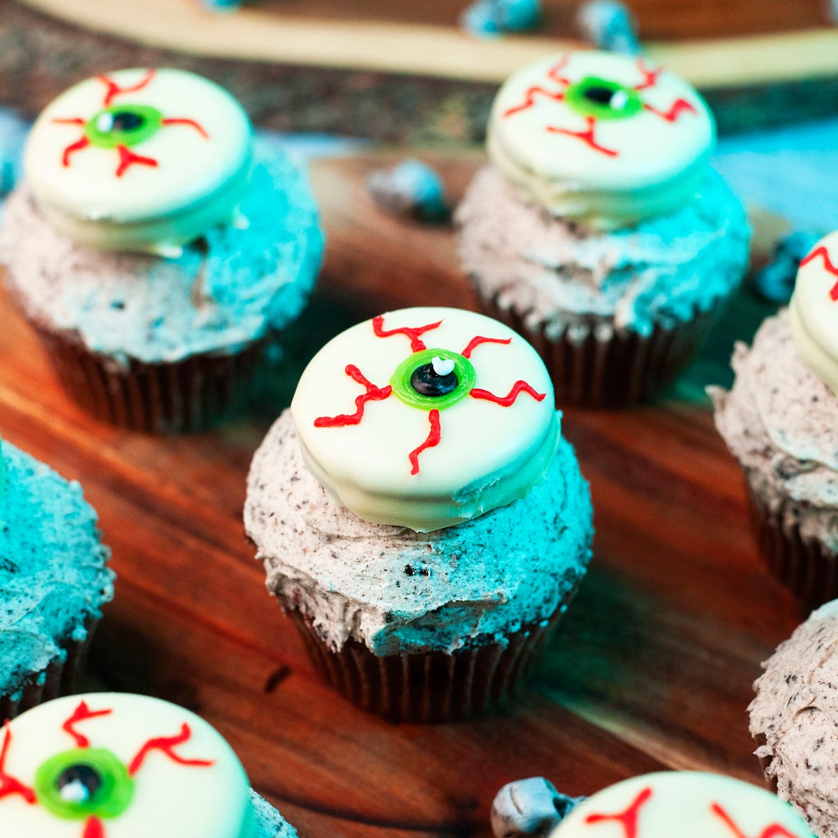 cyclops cupcakes