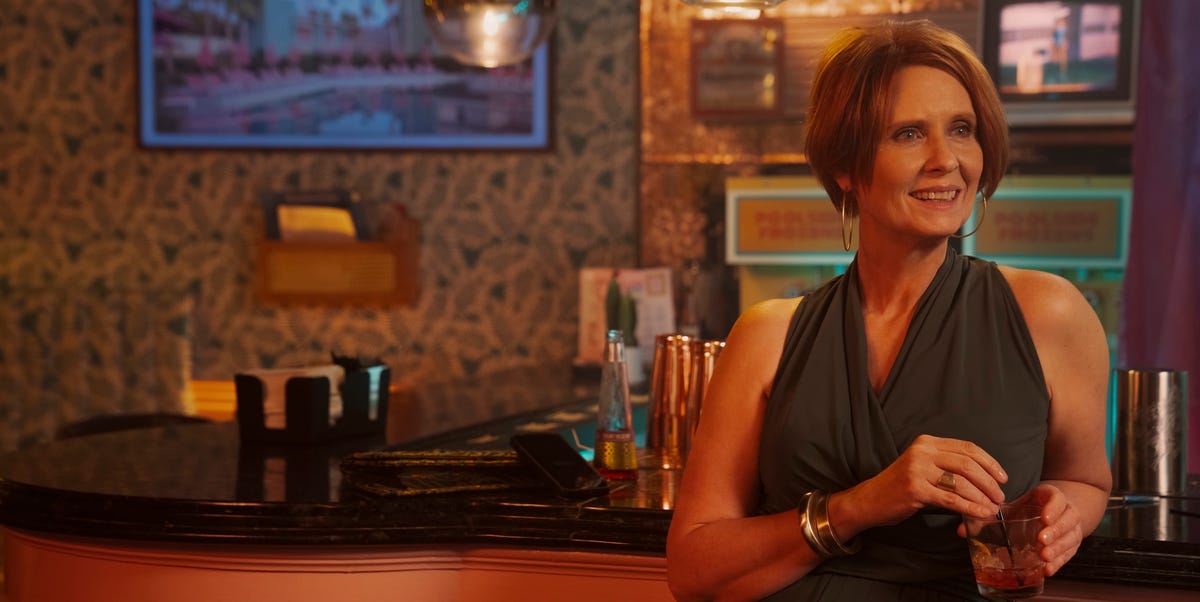 And Just Like That: Cynthia Nixon on Miranda’s Episode 1 Hook-Up, “It's a Throwback to the Old Show”