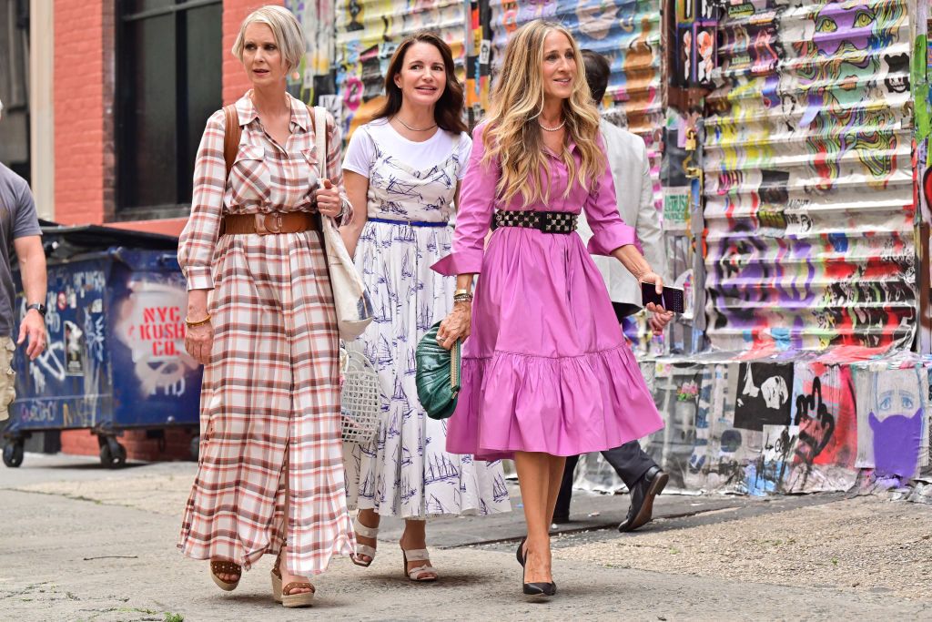 The Ultimate Shopping Guide For The Looks Seen On Carrie In 'And Just Like  That