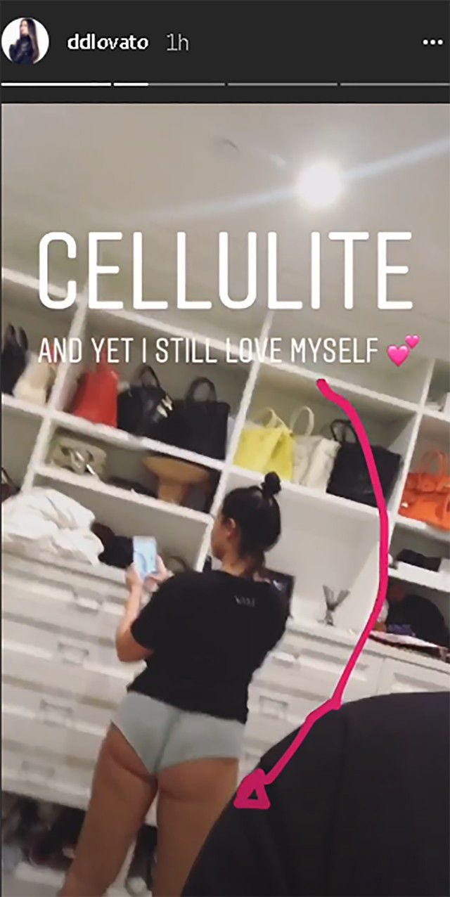 Physical fitness, Room, Selfie, Leg, Pilates, Sportswear, Interior design, Furniture, Lingerie, Photo caption, 