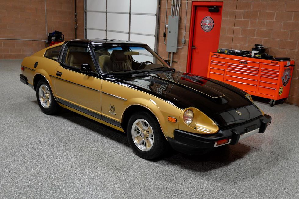 ダットサン「280ZX・10周年モデル」、その見惚れる映像 ― 上品で洗練 