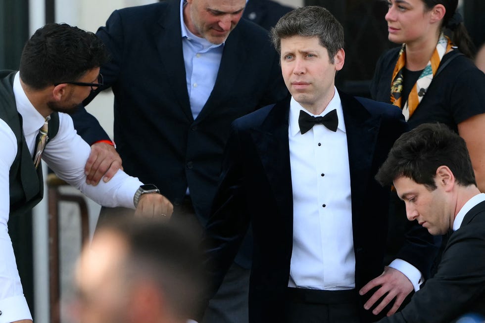 Top photos from Jeff Bezos and Lauren Snchezs star-studded wedding in Venice
