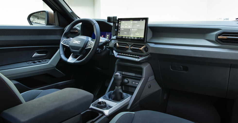 dacia-bigster-2025-13-67062038d1e4d.png