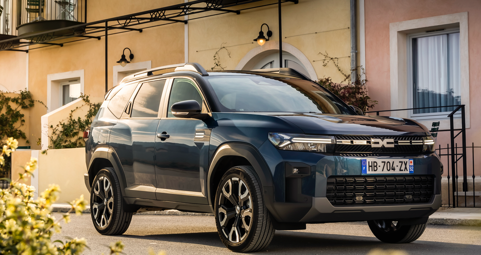 dacia-bigster-hybrid-journey-estatica-67e5318c4ad74.png