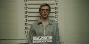 dahmer monster the jeffrey dahmer story evan peters as jeffrey dahmer in episode 102 of dahmer monster the jeffrey dahmer story cr courtesy of netflix © 2022