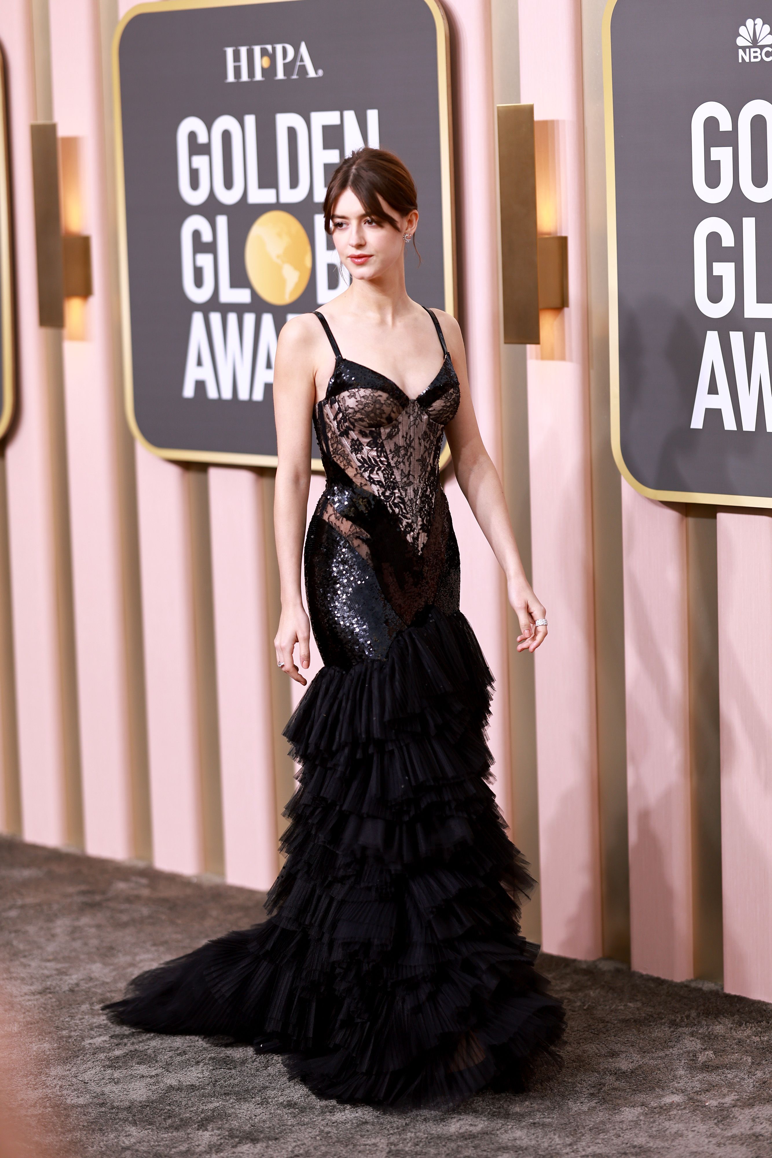 Golden Globes Best-Dressed Stars and Fashion Details – The Hollywood  Reporter