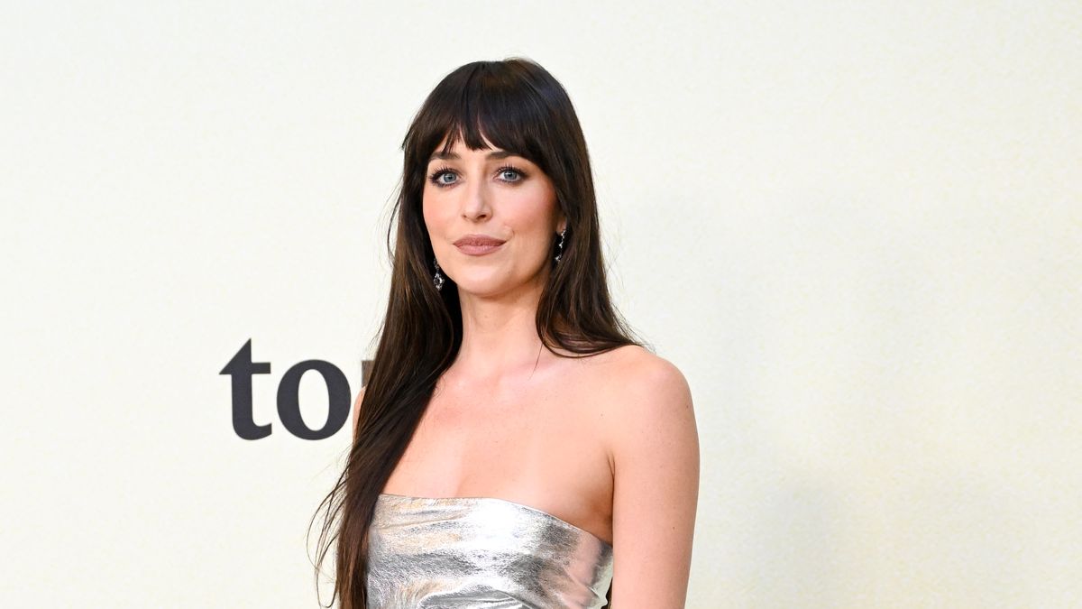 dakota johnson at the spiltsville premiere