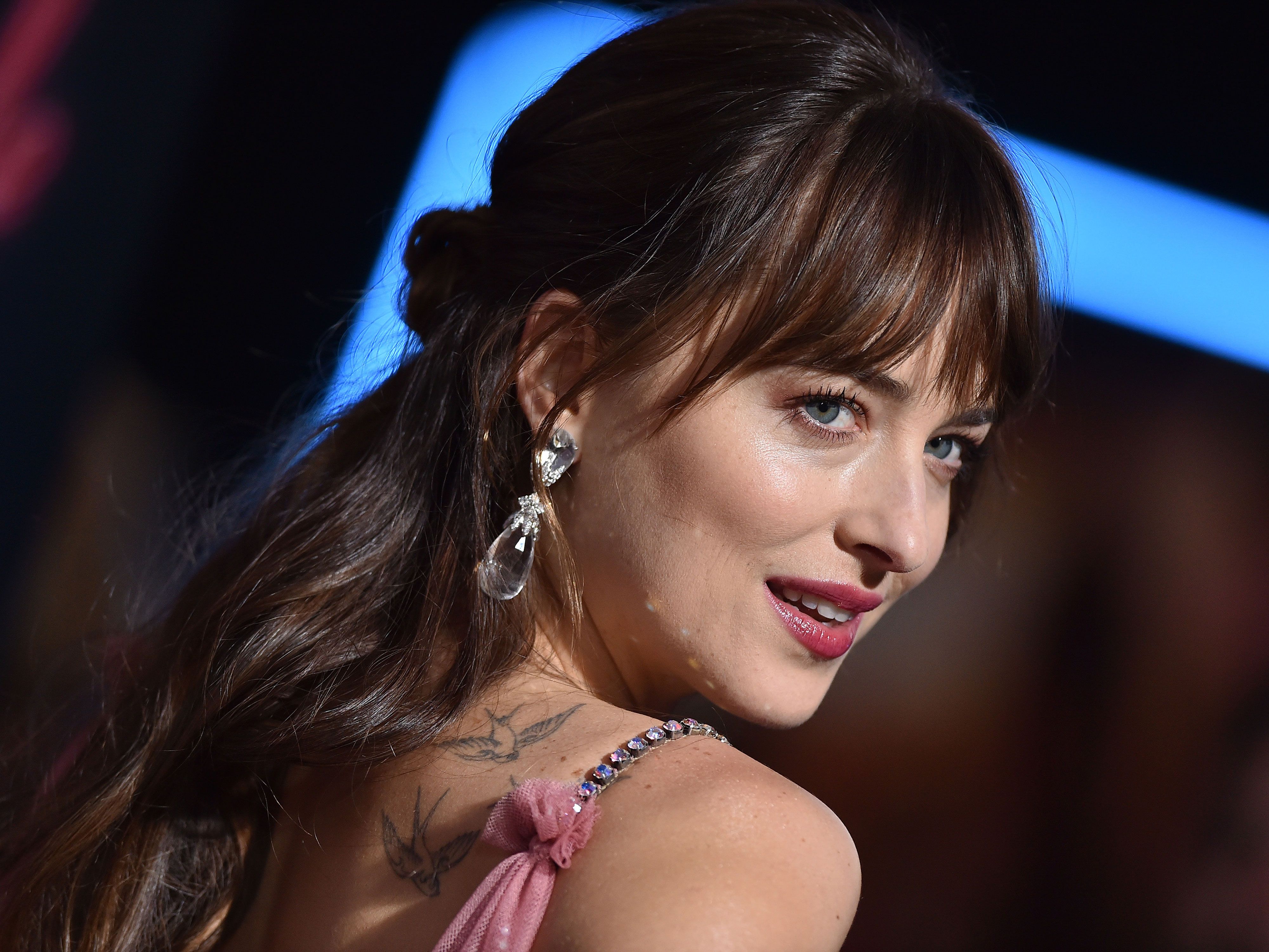 Dakota Johnson had a princess moment in a pink Gucci gown this weekend