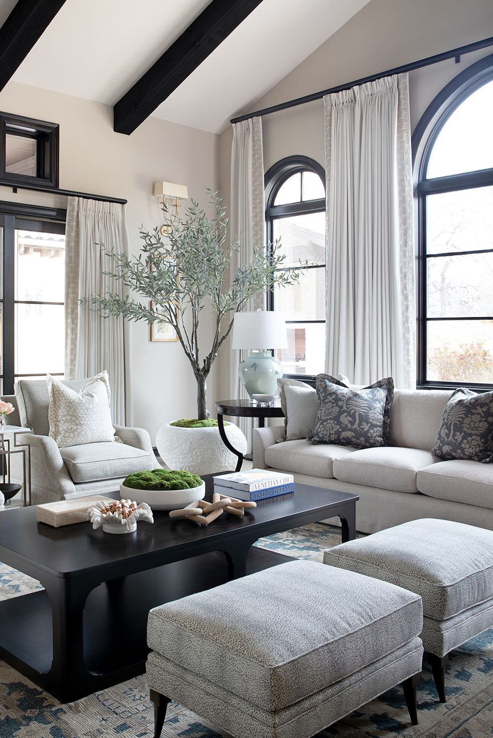30 Beautiful Living Room Curtain Ideas