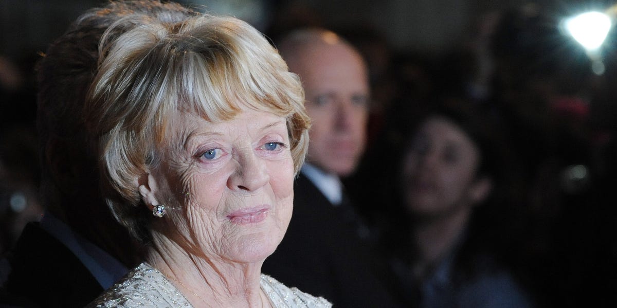 Emma Watson, Downton Abbey’s Actors, and More Pay Tribute to Maggie Smith