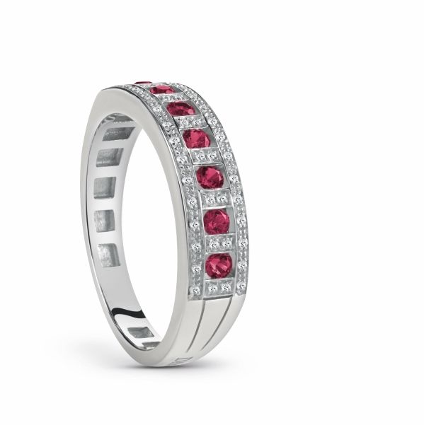 2024情人節禮物推薦：紅色寶石珠寶與情人節限定腕錶精選！