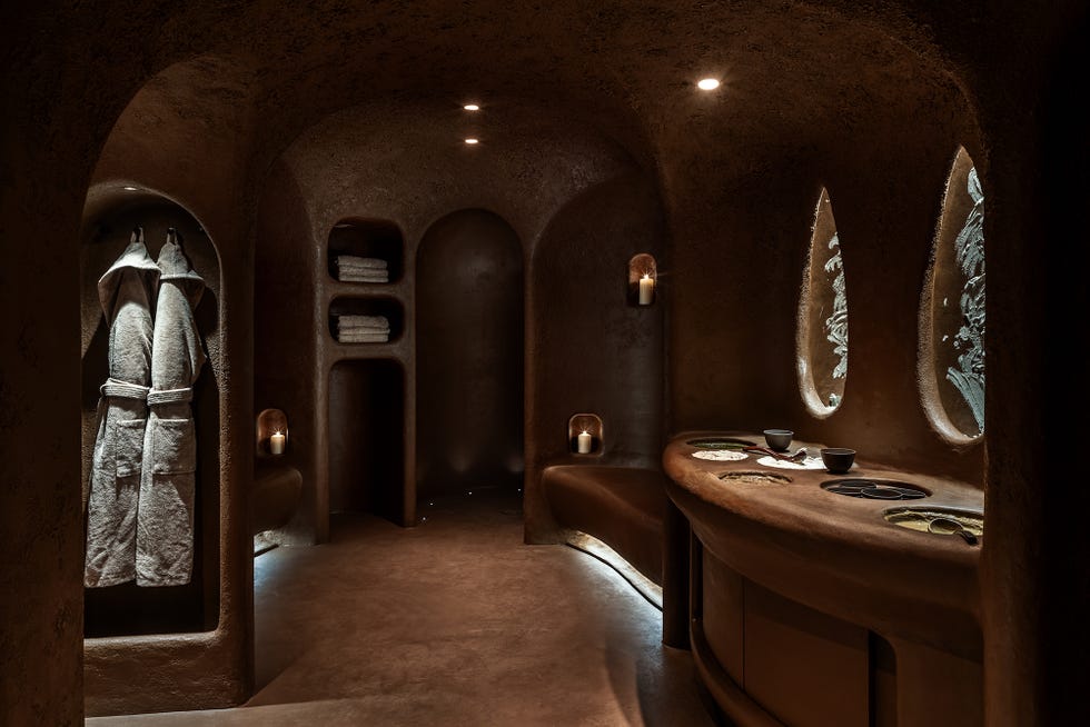 damu mud cave at the mandrake best london spas