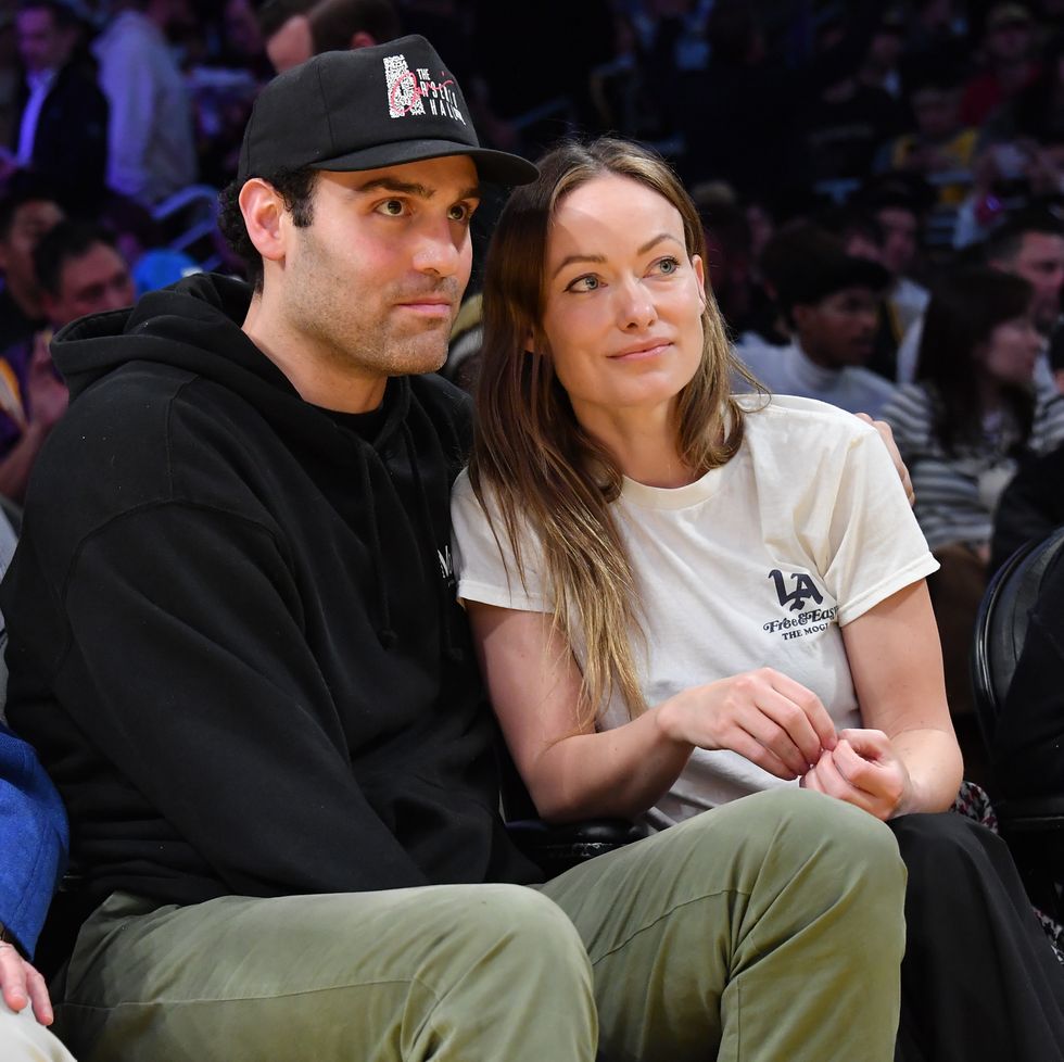 celebrities at the los angeles lakers game