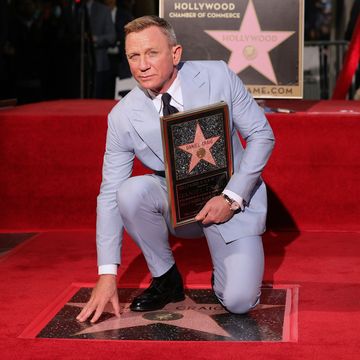 daniel craig honored with star on the hollywood walk of fame