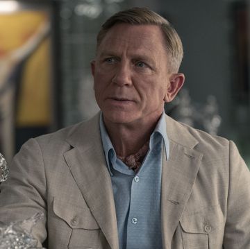 daniel craig , glass onion a knives out mystery