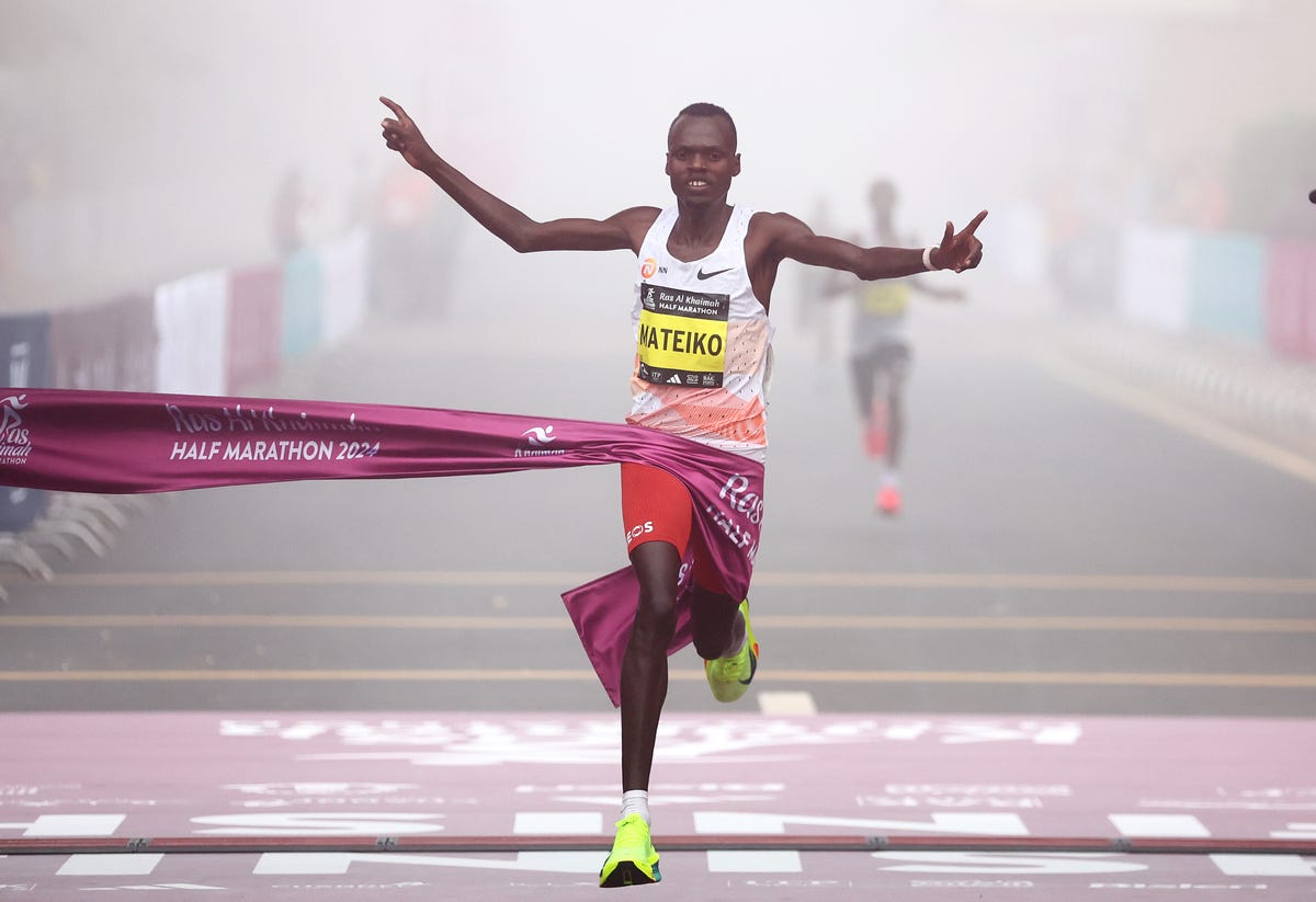 preview for Eliud Kipchoge: "Si no fuera atleta, me habría gustado ser tenista"