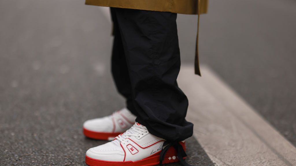 7 zapatillas de moda para hombre en 2024 que van a ser tendencia
