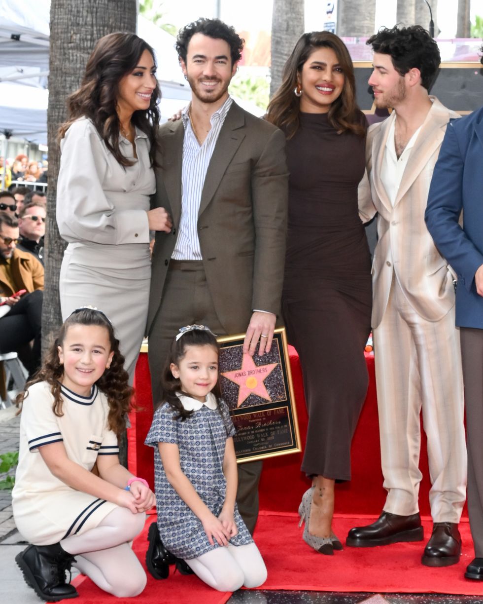 jonas brothers honored with star on the hollywood walk of fame