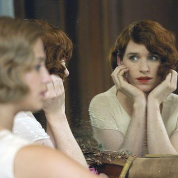 THE DANISH GIRL, Eddie Redmayne (right), 2015. © Focus Features / courtesy Everett Collection