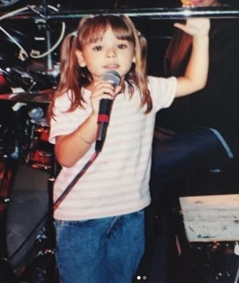 danna paola de niña