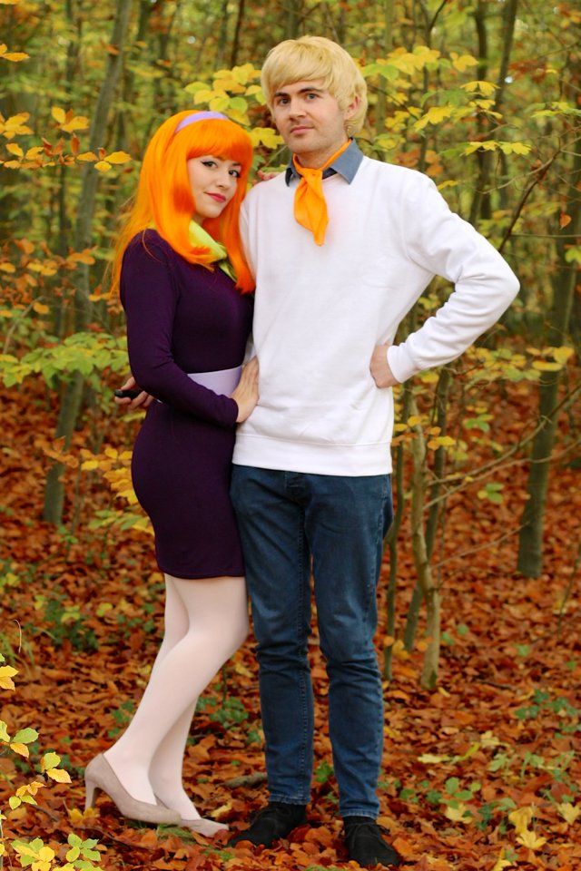 Daphne and Velma costume  Velma costume, Halloween fashion, Couples  costumes