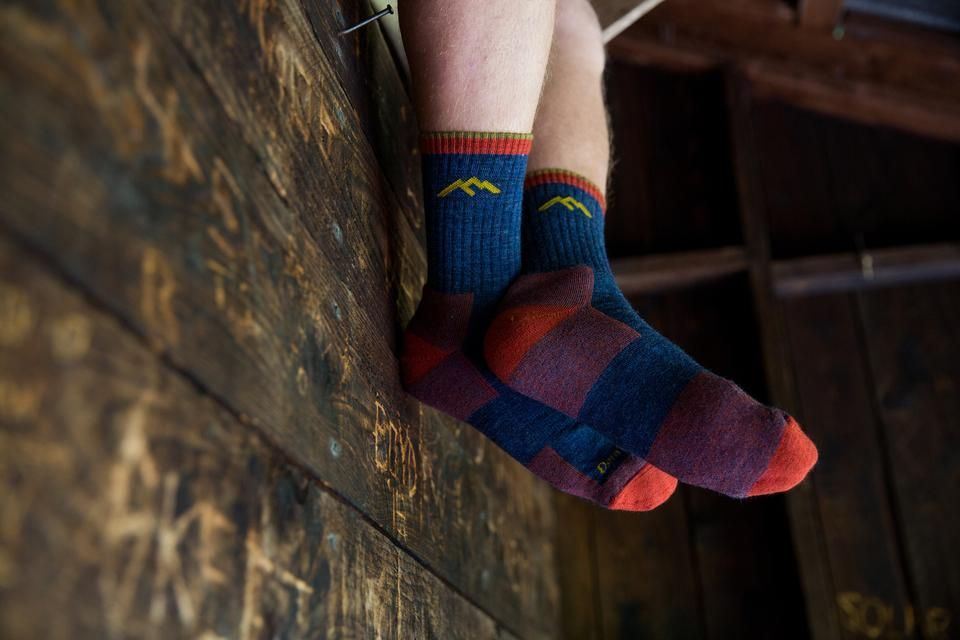Sock, Wool, Red, Leg, Ankle, Human leg, Footwear, Fashion accessory, Joint, Knitting, 