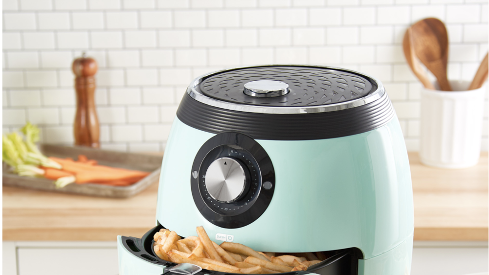 s Holiday Dash Deals Include This Dash Air Fryer