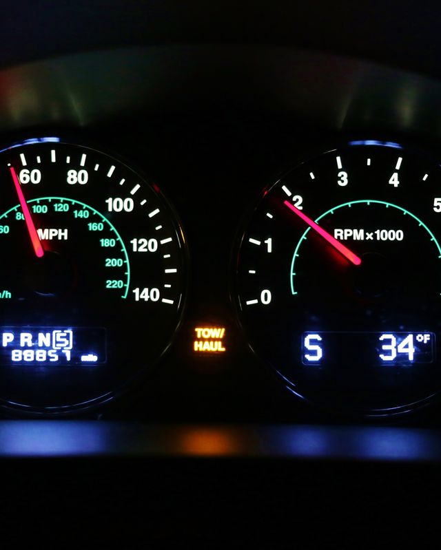 Tire-Pressure Warning – What to Do If the TPMS Light Comes On