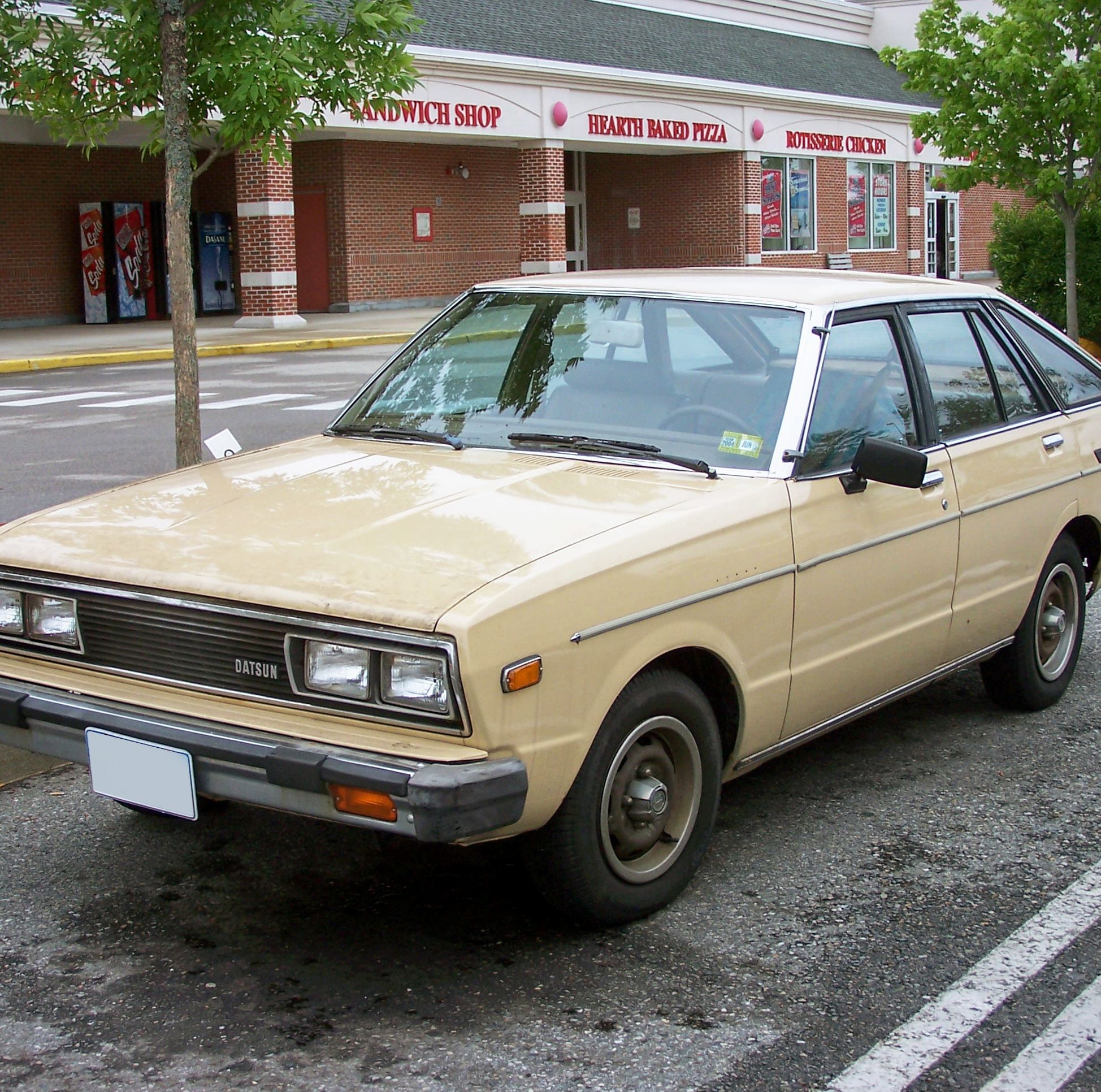 1980 datsun b210 hatchback