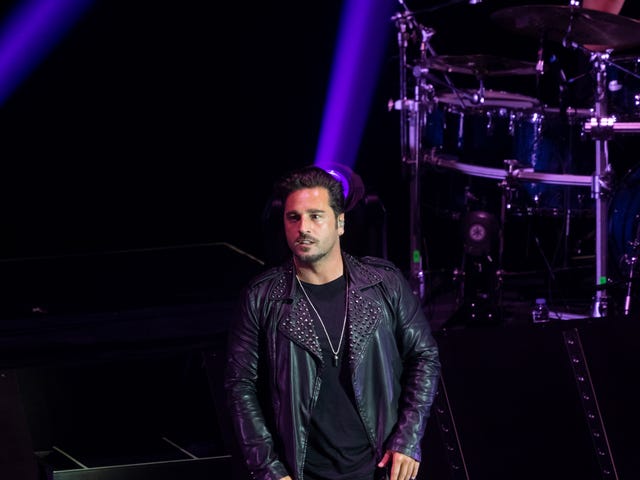 David Bustamante, Yana Olina, Bustamante conciertos, David Bustamante y Yana Olina, Bustamante Yana concierto bailan juntos