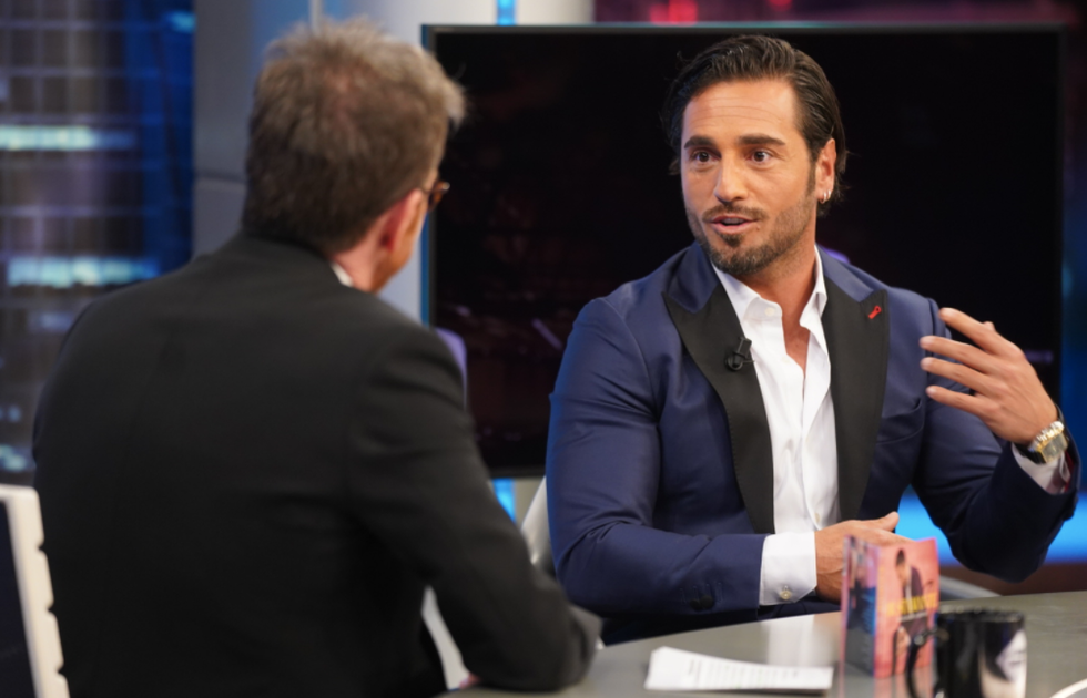 david bustamante cumple años y se acuerda de álex