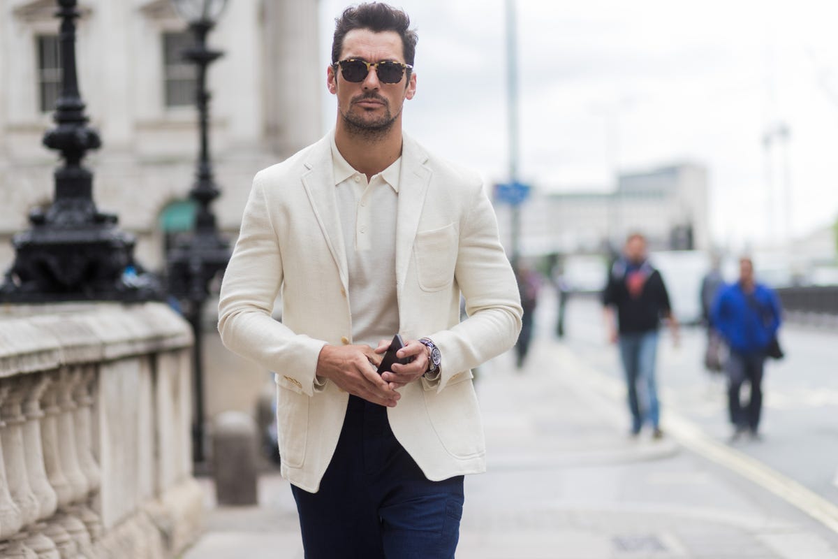 Camisa Azul marino de hombre marca La Española