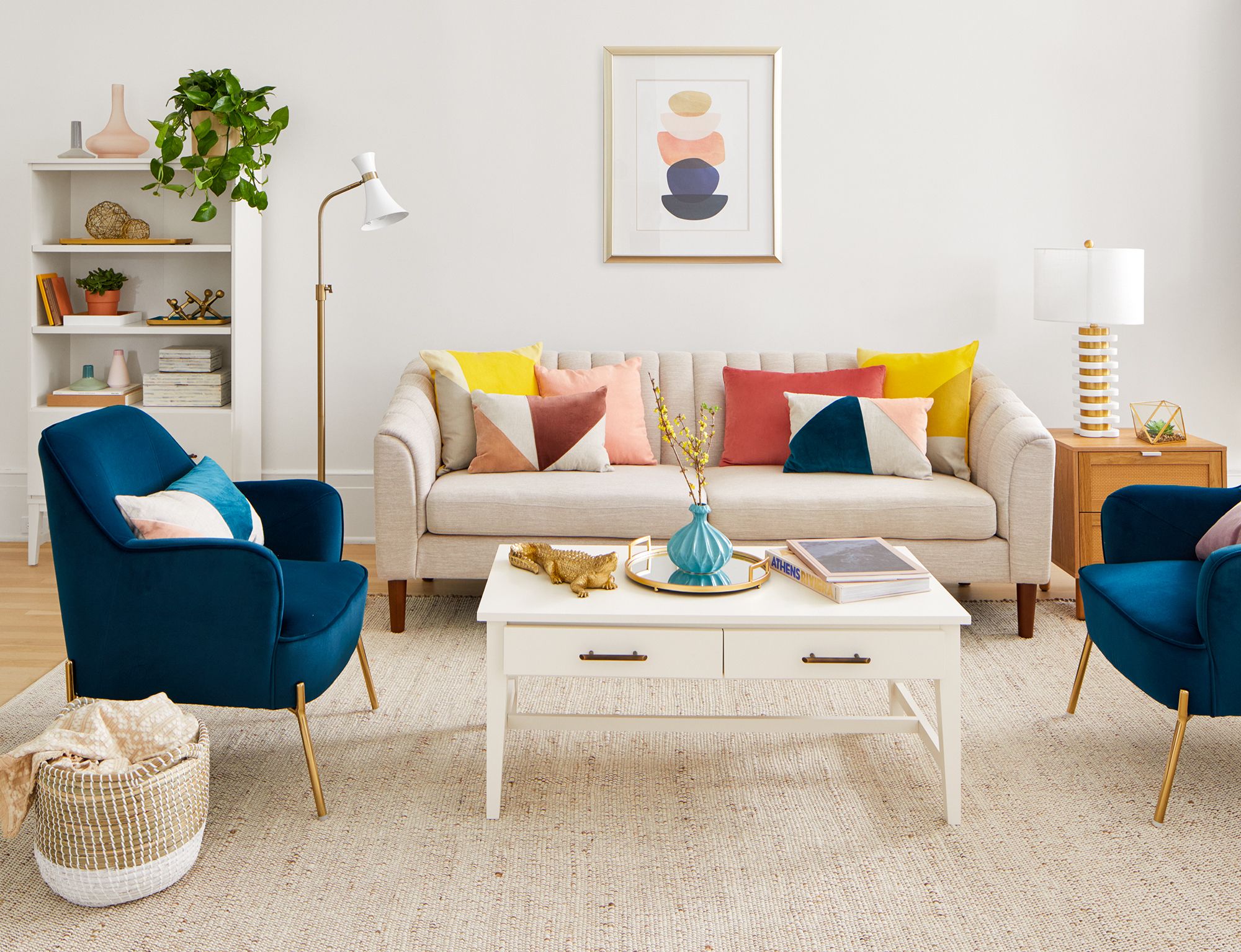 How to Style a Family Friendly Living Room That s Still So Chic