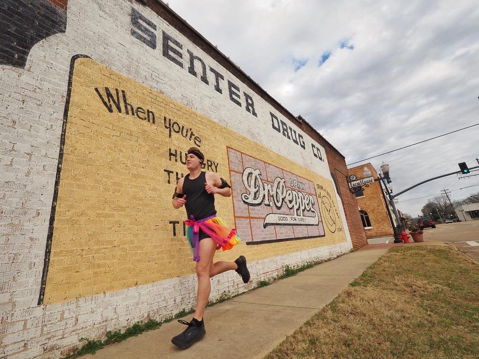 mikah meyer run across mississippi