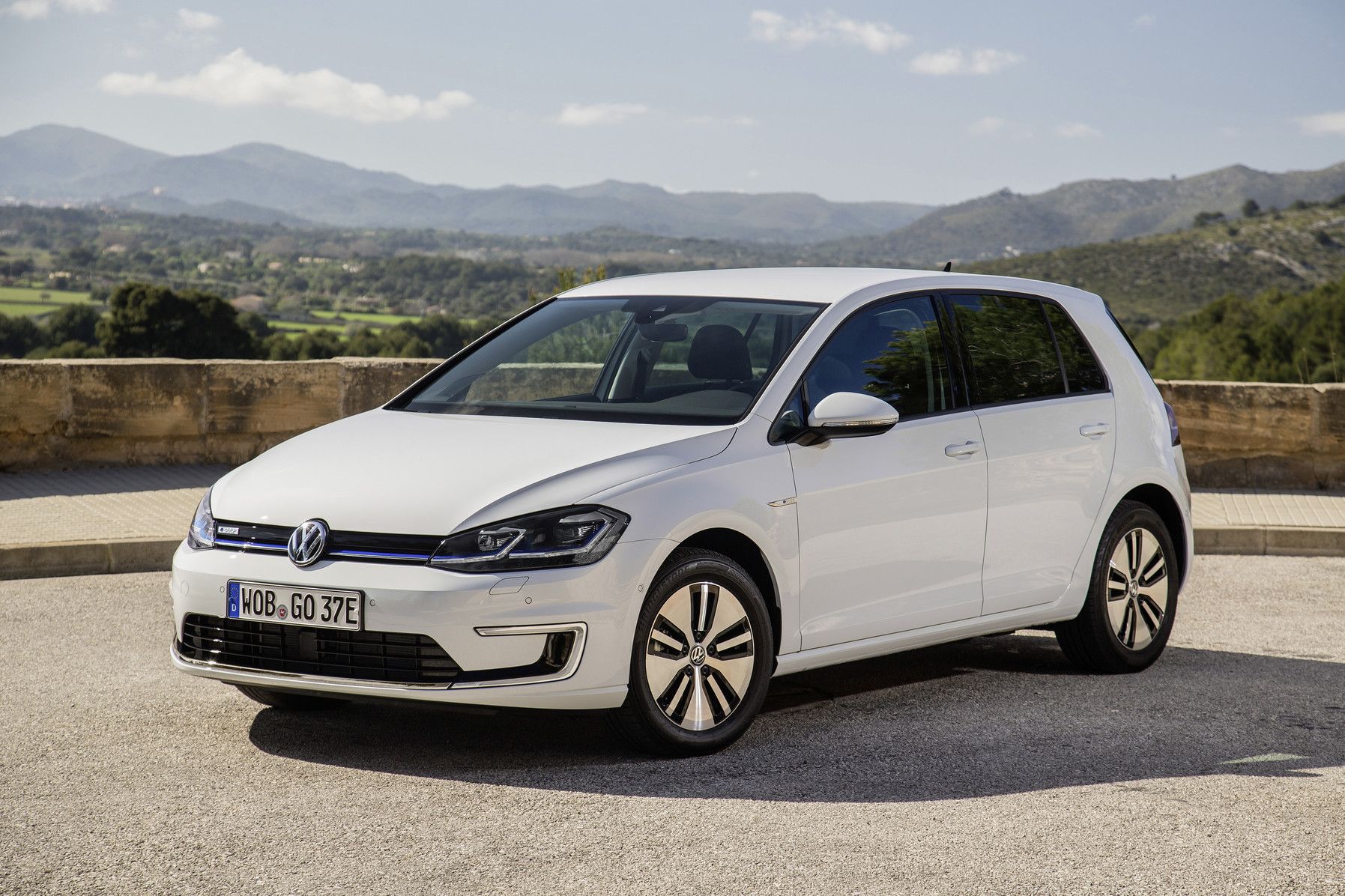 2021 vw e golf discount